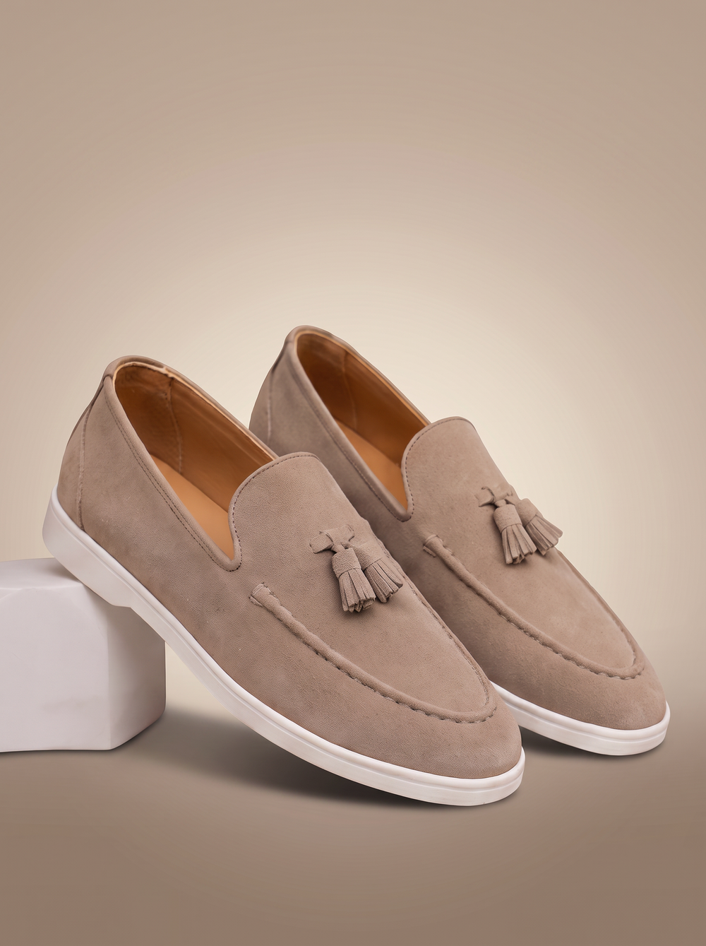 Milano Tassel